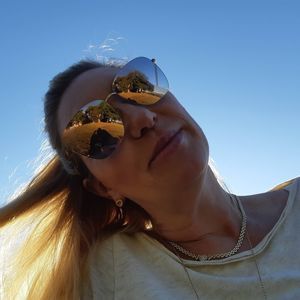 Meet your Posher, Monica